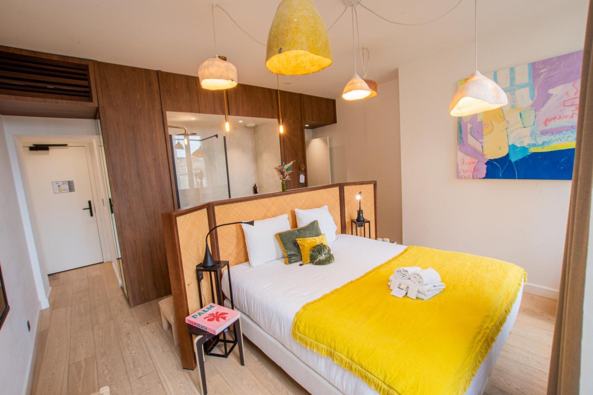 Deluxe Double Room with Church view
